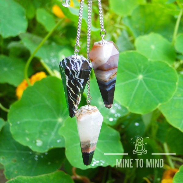Black Zebra Agate Gemstone Pendulum for Dowsing Divination Wicca mine to mind