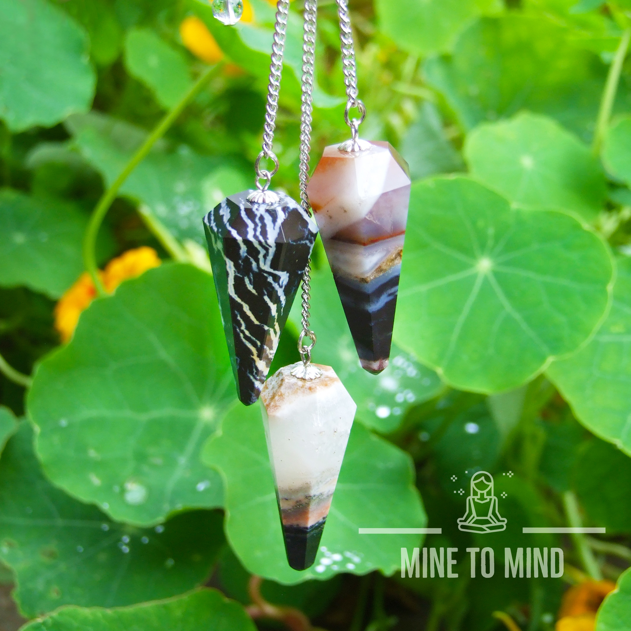 Black Zebra Agate Gemstone Pendulum for Dowsing Divination Wicca mine to mind