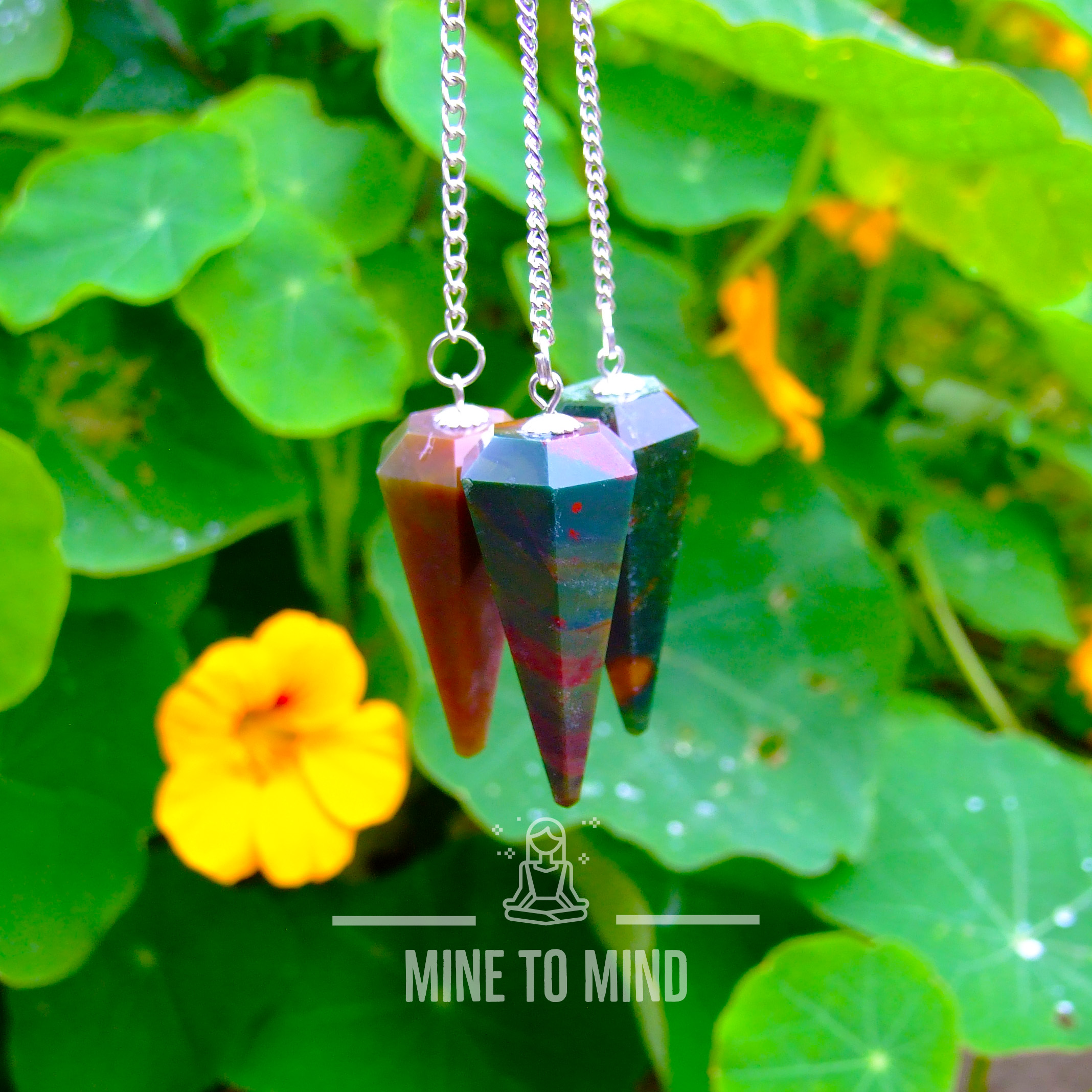 Bloodstone Gemstone Pendulum for Dowsing Divination Wicca mine to mind