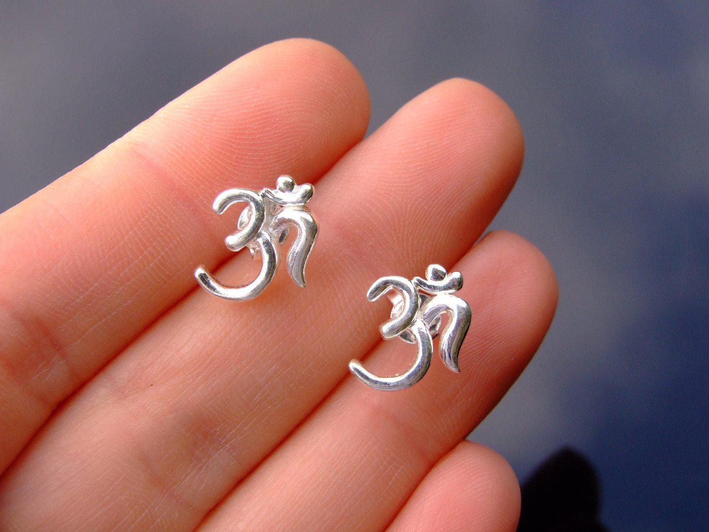 Om Hindu Luck Karma Solid 925 Sterling Silver Earrings Michael's UK Jewellery