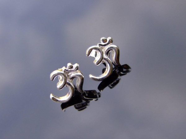 Om Hindu Luck Karma Solid 925 Sterling Silver Earrings Michael's UK Jewellery