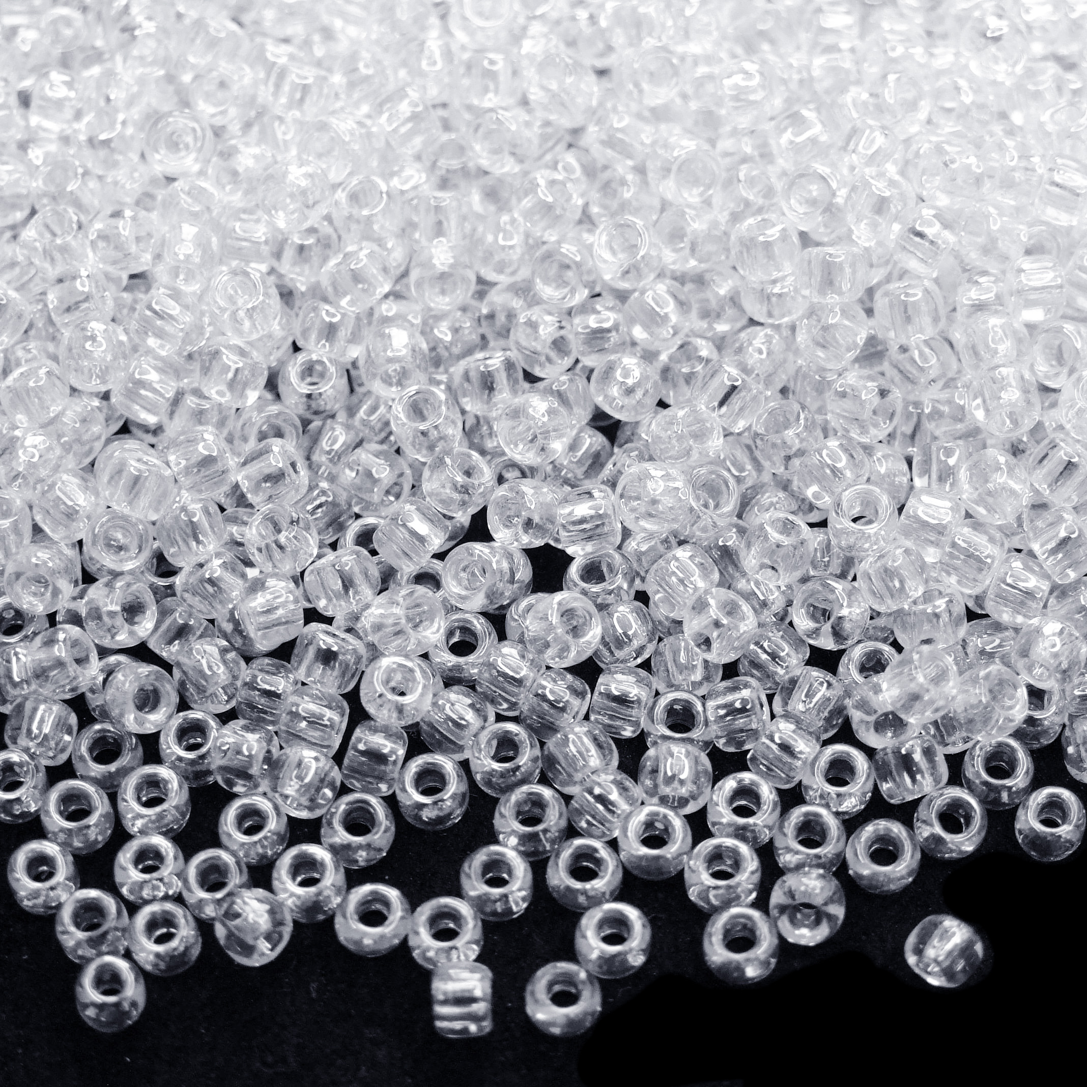 TOHO Seed Beads 1 Transparent Crystal beads mouse