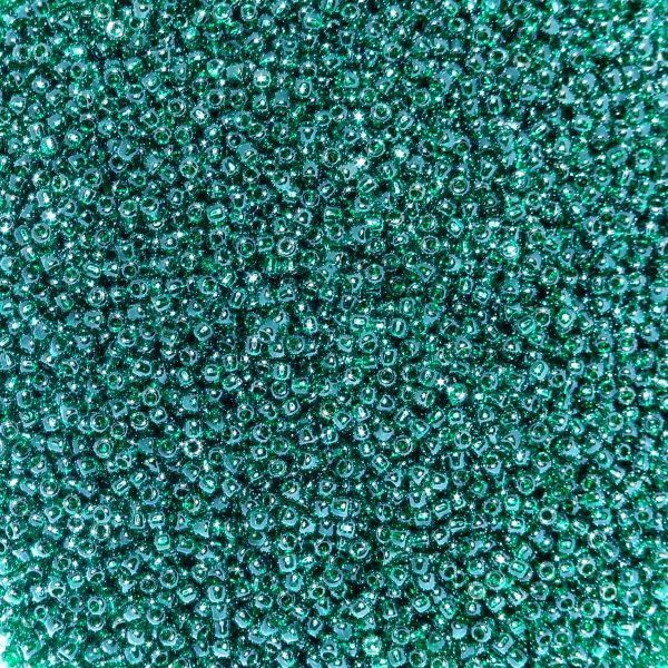 TOHO Seed Beads 118 Transparent Green Emerald Luster beadsmouse.co.uk