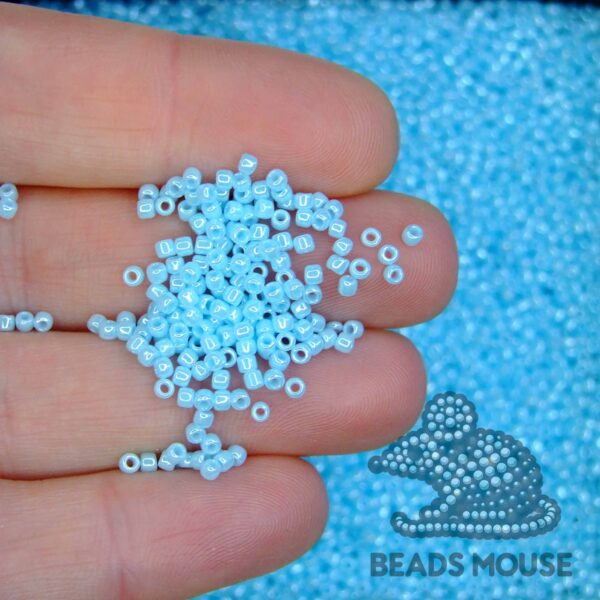 TOHO Seed Beads 124 Opaque Pale Blue Luster beadsmouse.co.uk