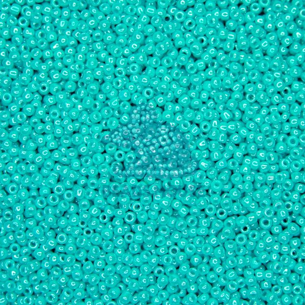 TOHO Seed Beads 132 Opaque Turquoise Luster beads mouse
