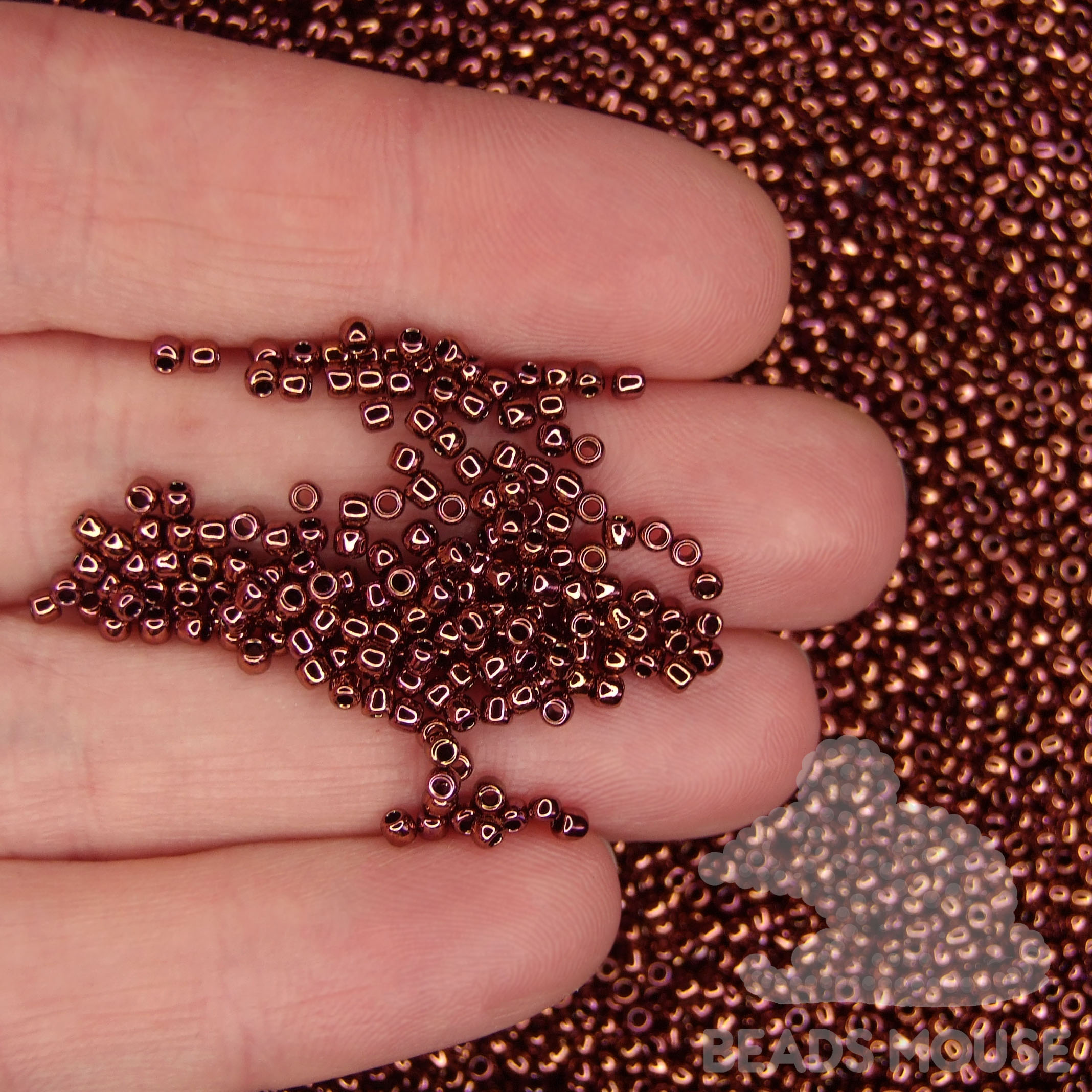 TOHO Seed Beads 222 Dark Bronze 02 beadsmouse.co.uk