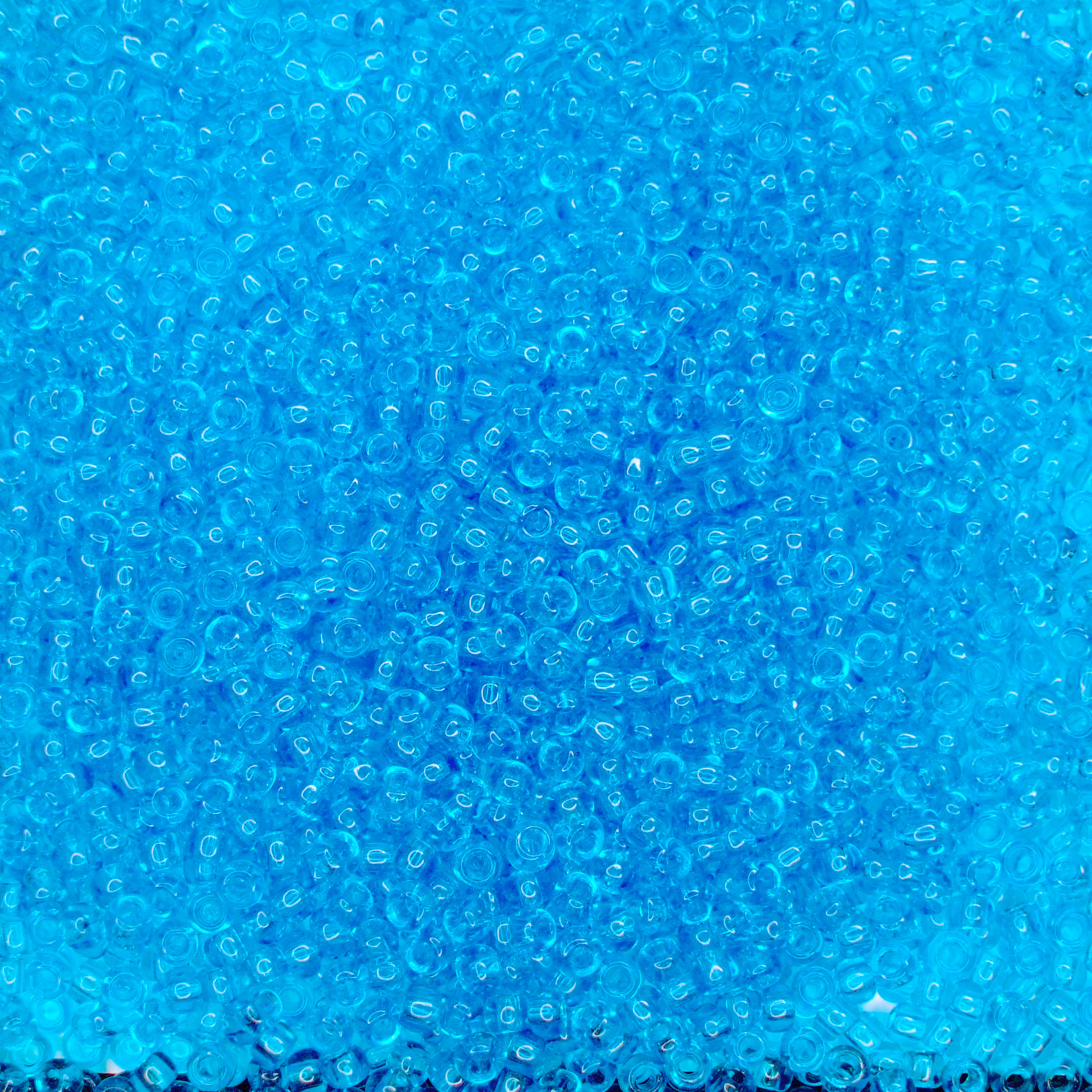 TOHO Seed Beads 3 Transparent Aquamarine beads mouse