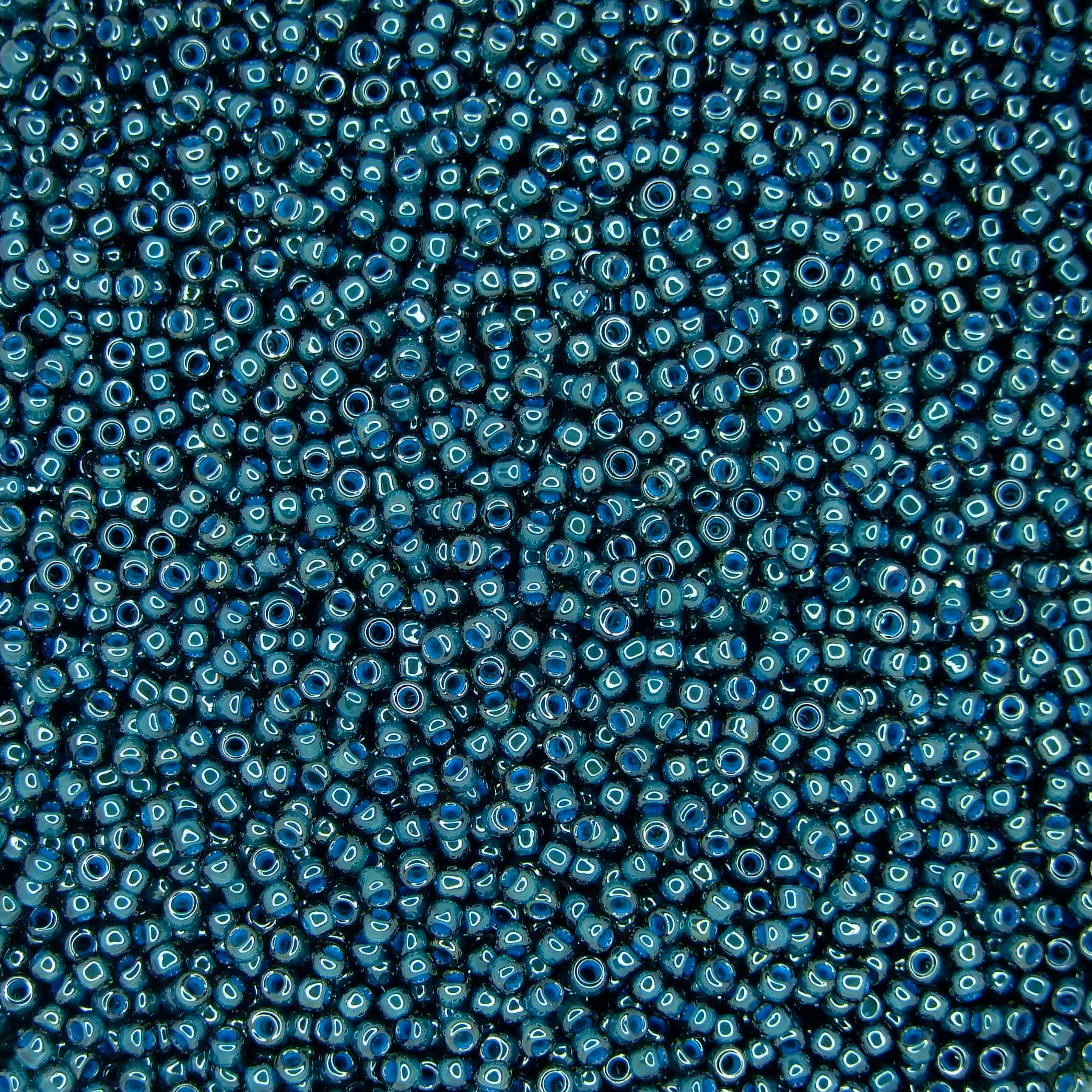 TOHO Seed Beads 374 Transparent Luster Emerald Green Denim Blue beadsmouse.co.uk