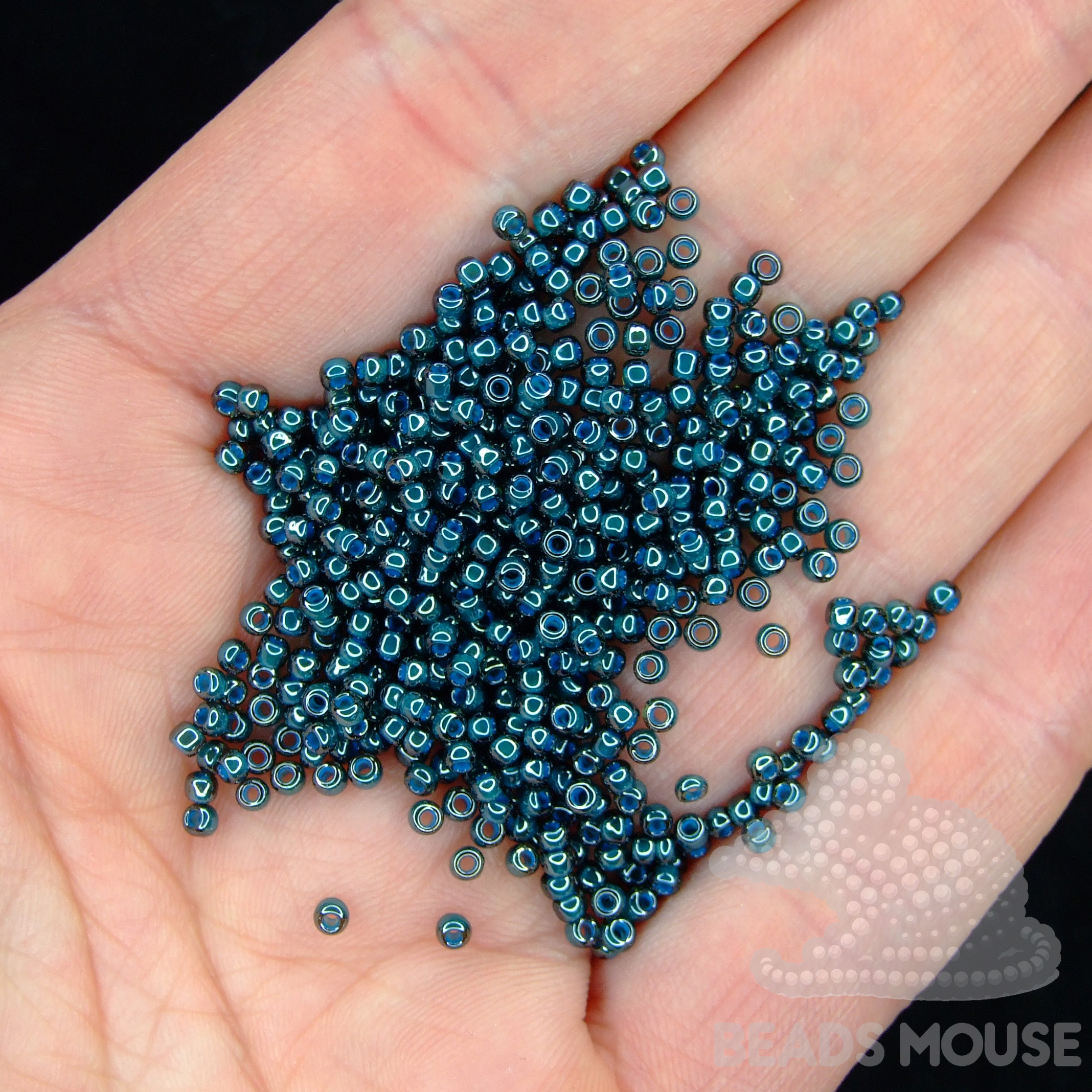 TOHO Seed Beads 374 Transparent Luster Emerald Green Denim Blue beadsmouse.co.uk