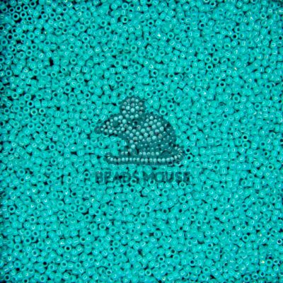 TOHO Seed Beads 413 Opaque Turquoise Rainbow 01 beadsmouse.co.uk
