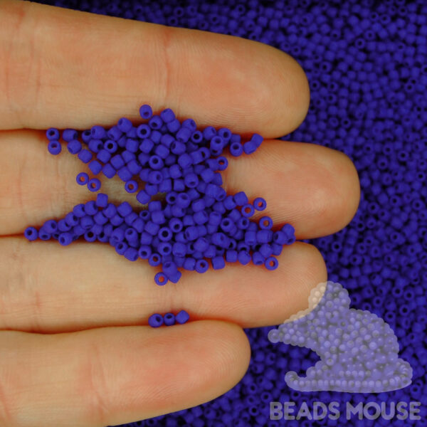 TOHO Seed Beads 48F Opaque Navy Blue Frosted beadsmouse.co.uk 04