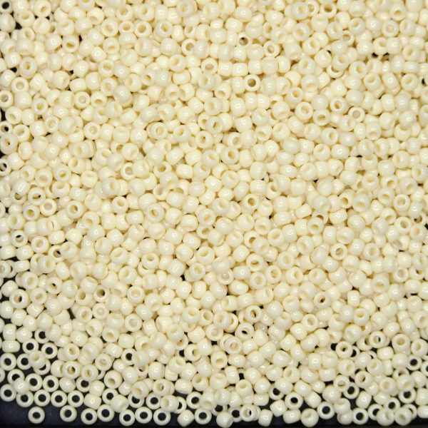 TOHO Seed Beads 51 Opaque Light Beige beads mouse
