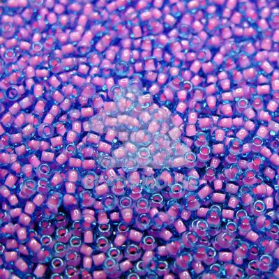 TOHO Seed Beads 937 Inside Color Aqua Bubble Gum Pink Lined beads mouse