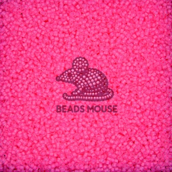 TOHO Seed Beads 971 Inside Color Matte Crystal Neon Pink Lined beadsmouse.co.uk