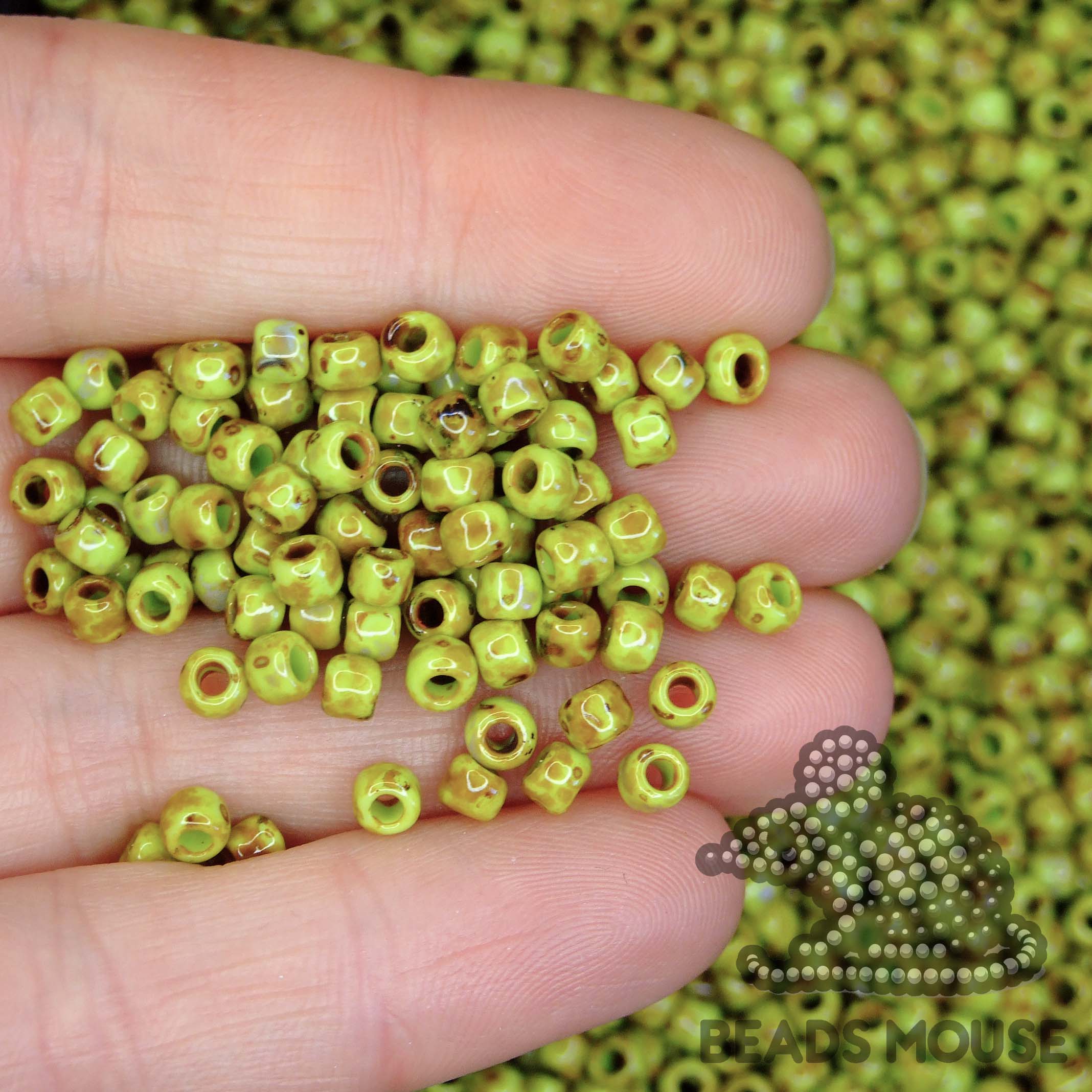 TOHO Seed Beads Y310 HYBRID Sour Apple Picasso beadsmouse.co.uk