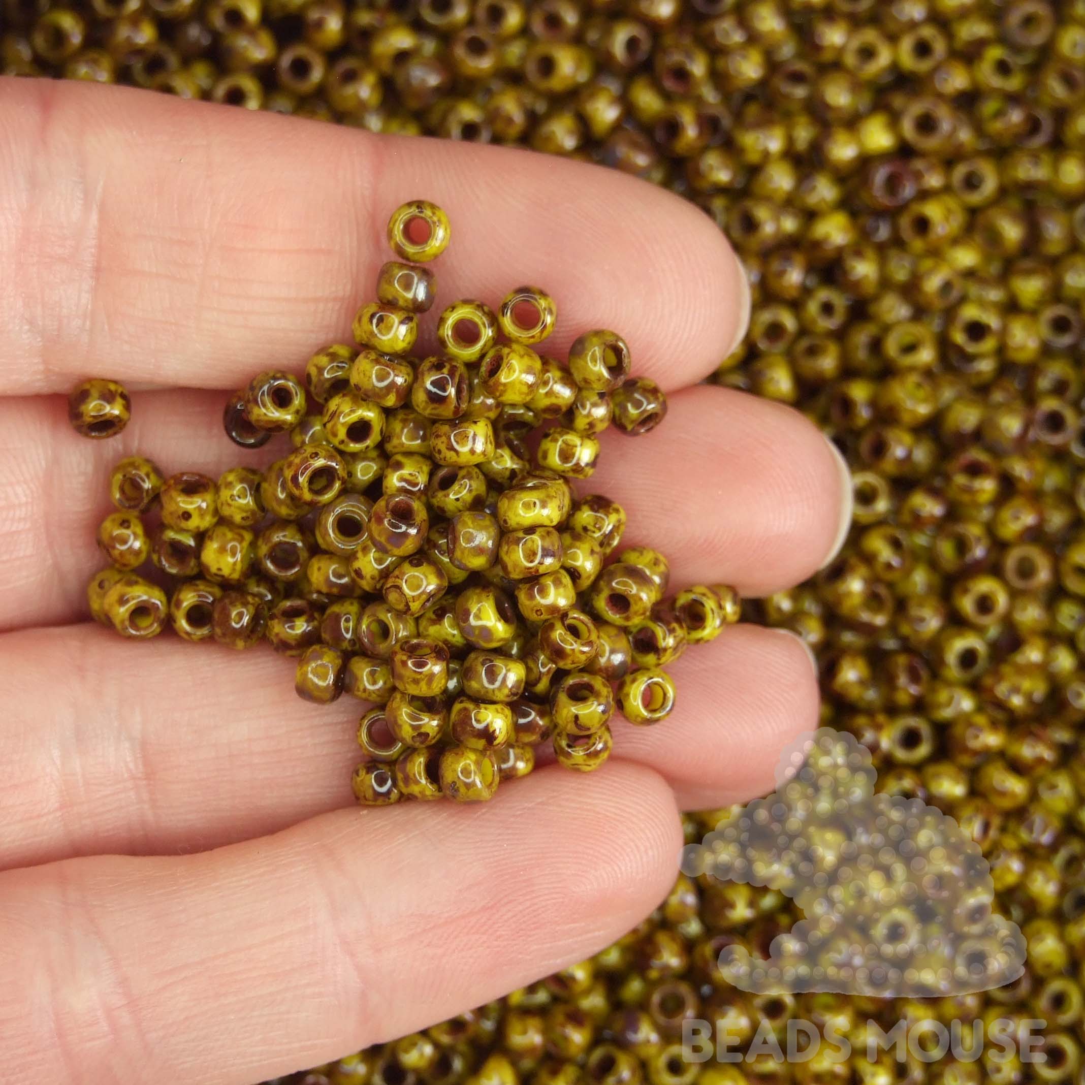 TOHO Seed Beads Y319 HYBRID Picasso Opaque Dandelion beadsmouse.co.uk