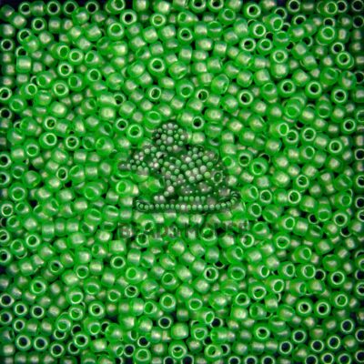 TOHO Seed Beads Y629 HYBRID Sueded Gold Transparent Peridot