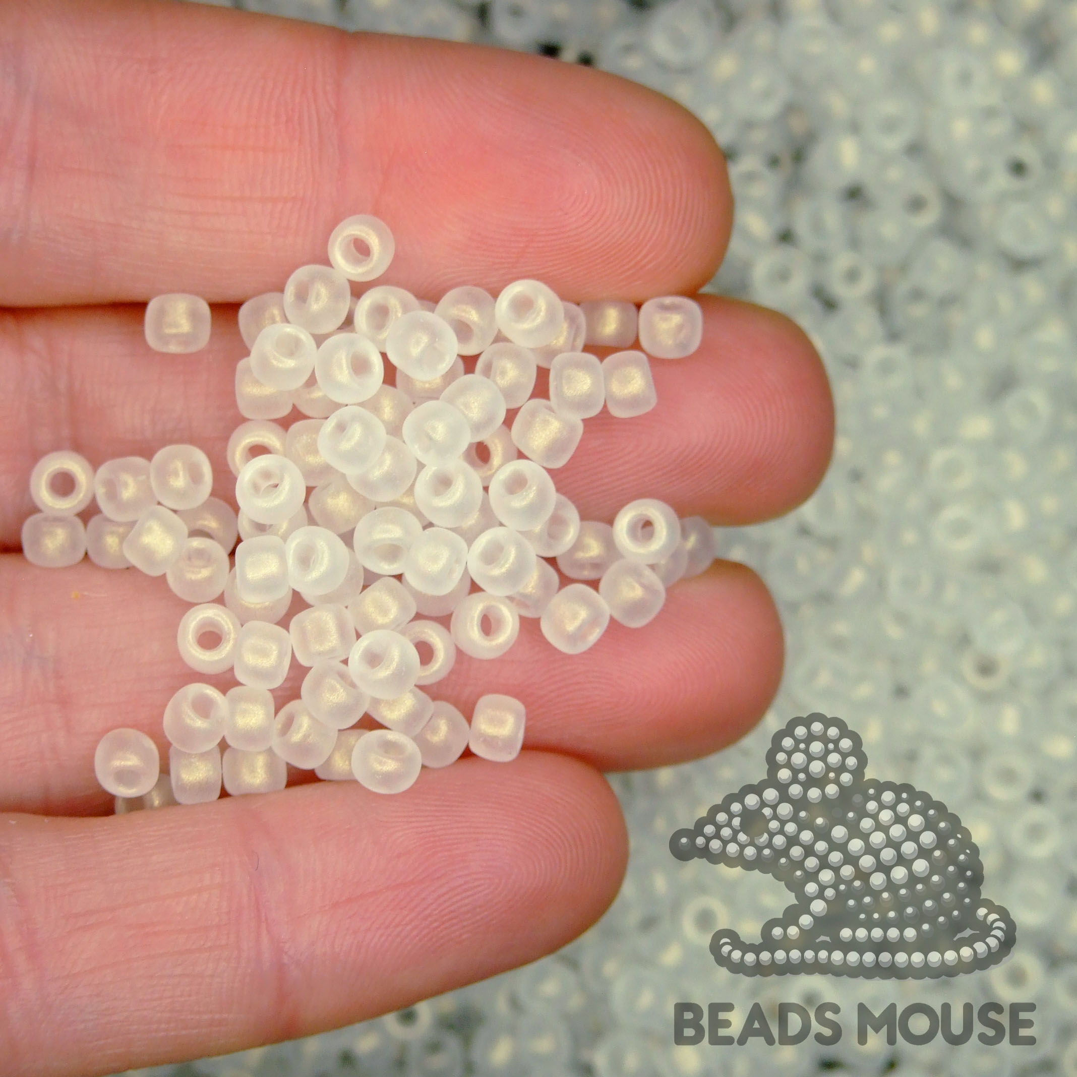 TOHO Seed Beads Y630 HYBRID Sueded Crystal beadsmouse.co.uk