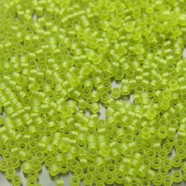 TOHO Treasure beads 4F Transparent Frosted Lime Green Toho Treasure Seed Beads beadsmouse.co.uk_