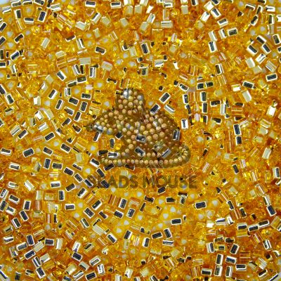 TOHO Triangle Beads 22B Silver Lined Medium Topaz beadsmouse.co.uk