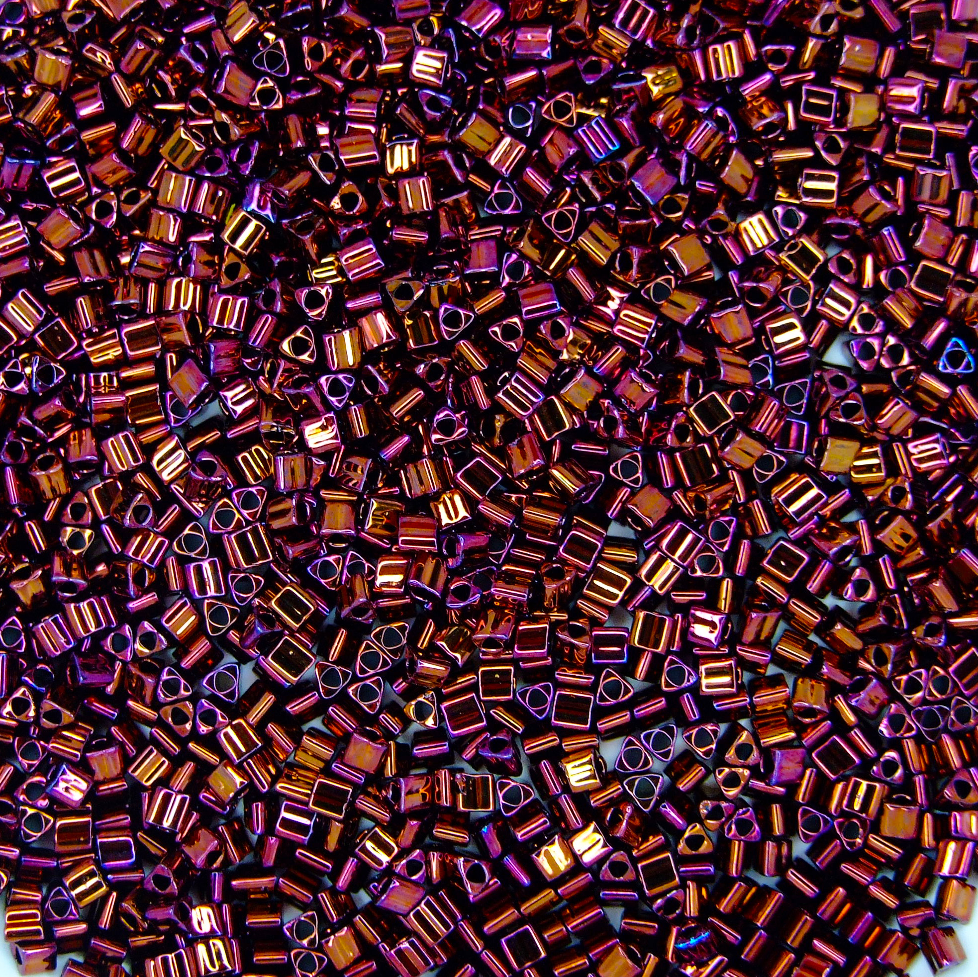 TOHO Triangle Beads 502 Higher Metallic Amethyst beadsmouse.co.uk