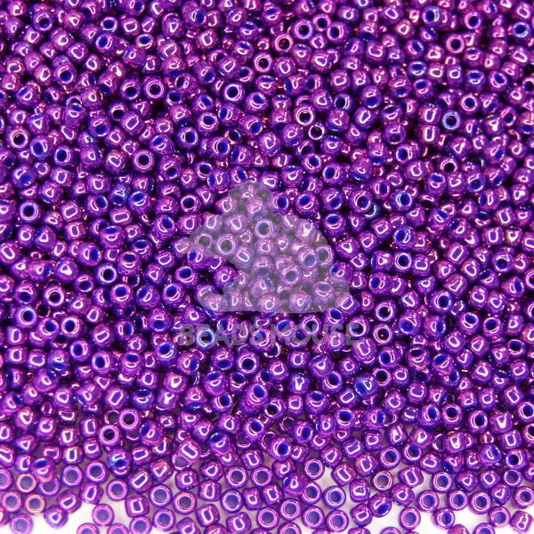 Toho Seed Beads 461 Higher Metallic Grape 11/0 beads mouse
