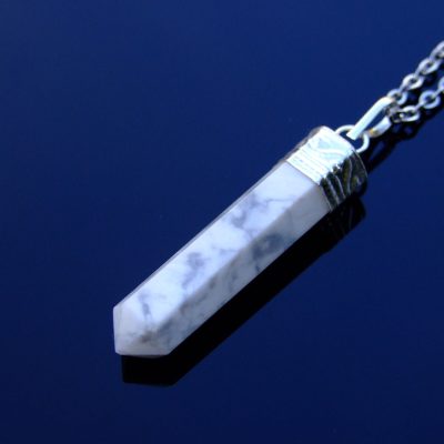 Gemstone Necklace White Howlite Hexa Point Pendant beads mouse