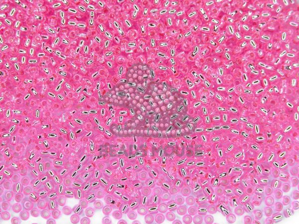 TOHO Seed Beads 38 Silver Lined Pink 8/0 beads mouse