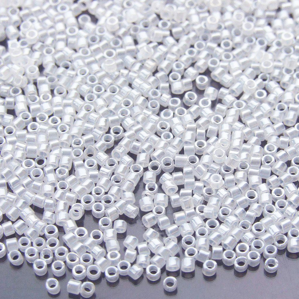 Toho Treasure Seed Beads 141 beadsmouse.co.uk