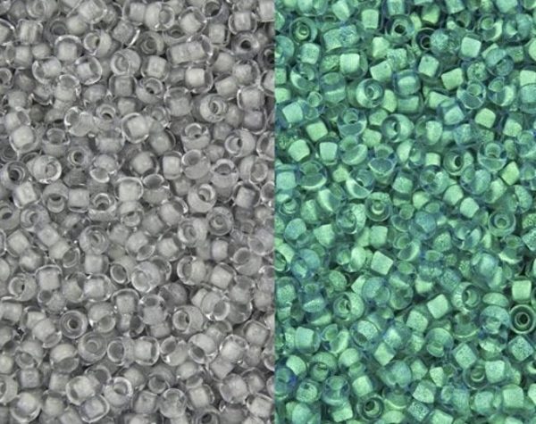 2725 Glow In The Dark Gray Crystal Bright Green 11/0