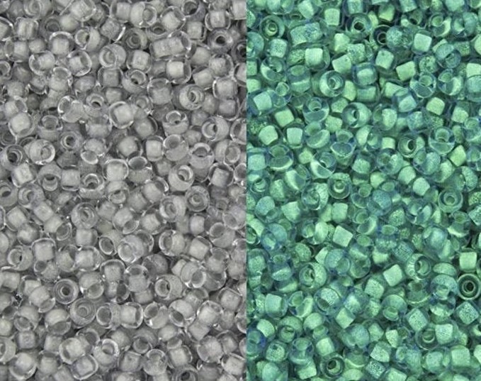 2725 Glow In The Dark Gray Crystal Bright Green 11/0
