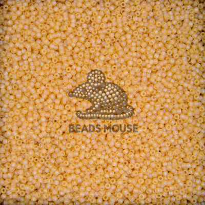 TOHO Seed Beads 162F Transparent Frosted Light Topaz Rainbo beadsmouse.co.uk 02