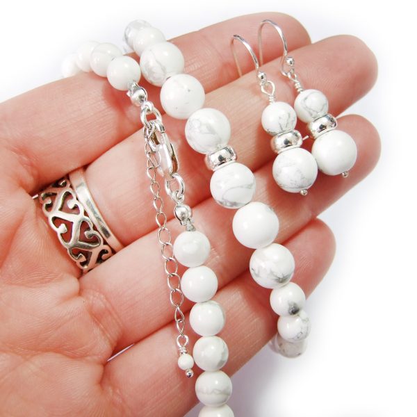 White Howlite Gemstone Set beads mouse