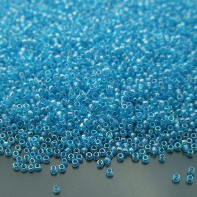TOHO Seed Beads 163 Transparent Aquamarine Rainbow 15/0 beads mouse