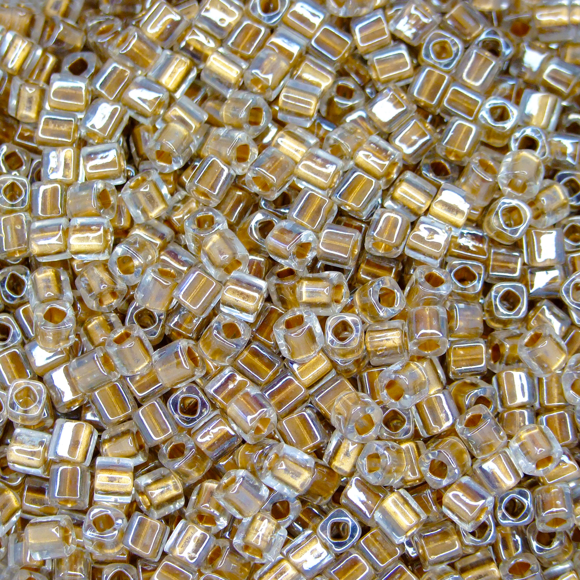 TOHO Cube Beads 989 Golden Lined Crystal 4mm beadsmouse.co.uk