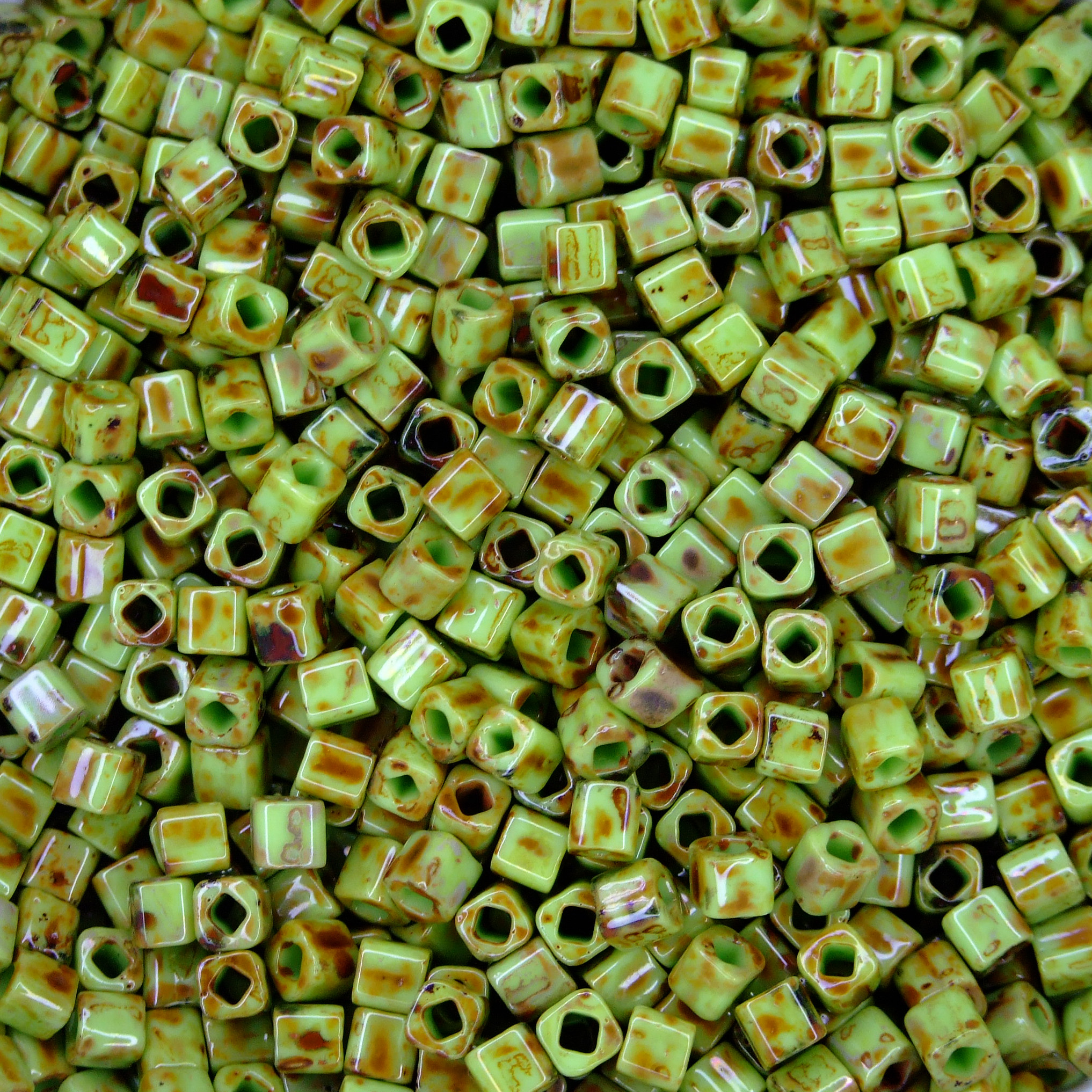 TOHO Cube Beads Y310 HYBRID Sour Apple Picasso 4mm beadsmouse.co.uk