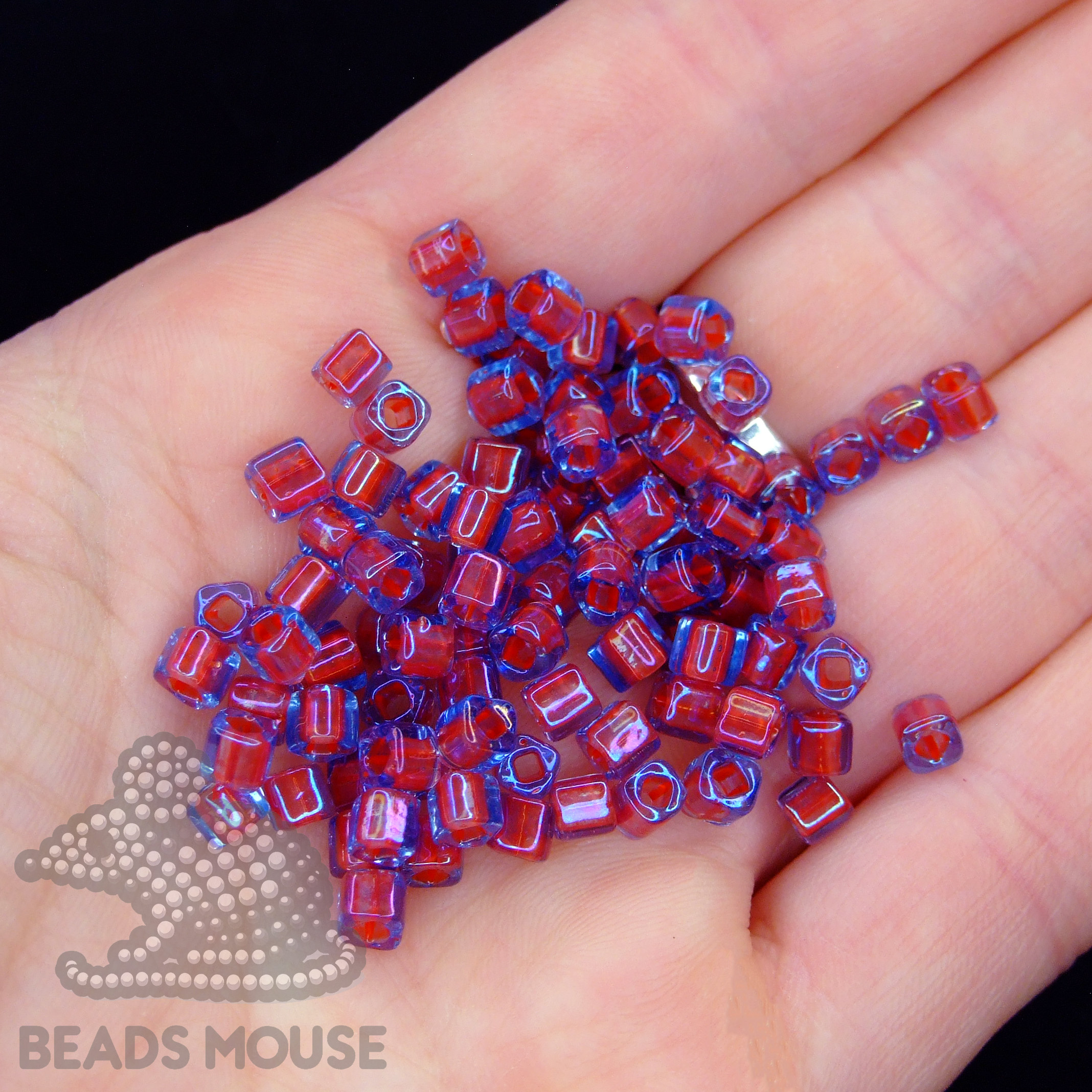 Toho Cube Beads 304 Inside Color Light Sapphire Hyacinth Lined 4mm beadsmouse.co.uk