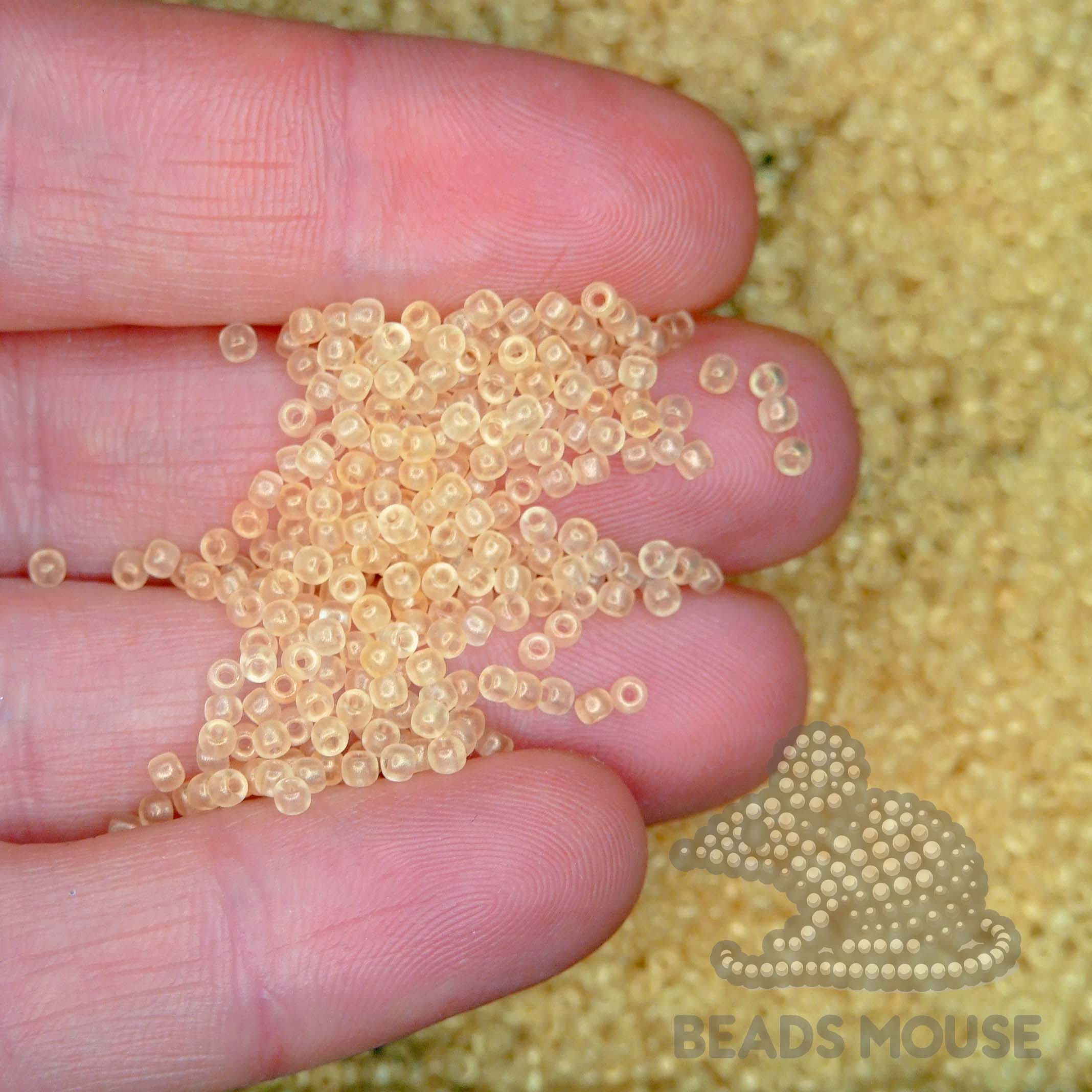 TOHO Seed Beads Y631 HYBRID Light Sueded Gold Light Lame beadsmouse.co.uk