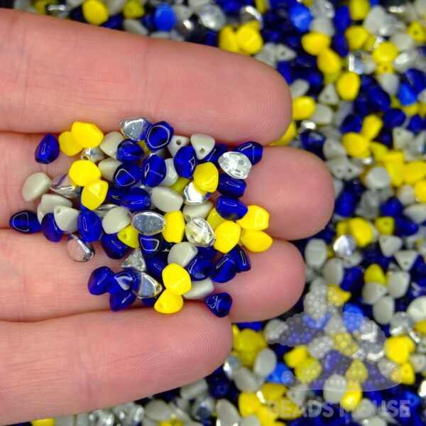 Kumihimo Pinch Beads Blue Yellow Silver Grey Mix beadsmouse.co.uk 01